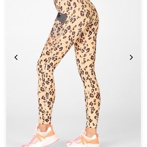 Fabletics New with tags leggings with matching bra